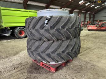 Pirelli 650/50-40 twin wheels