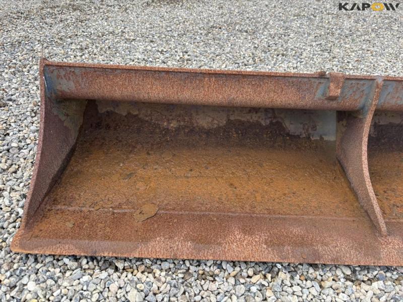 Planer bucket 180cm without a hitch 13