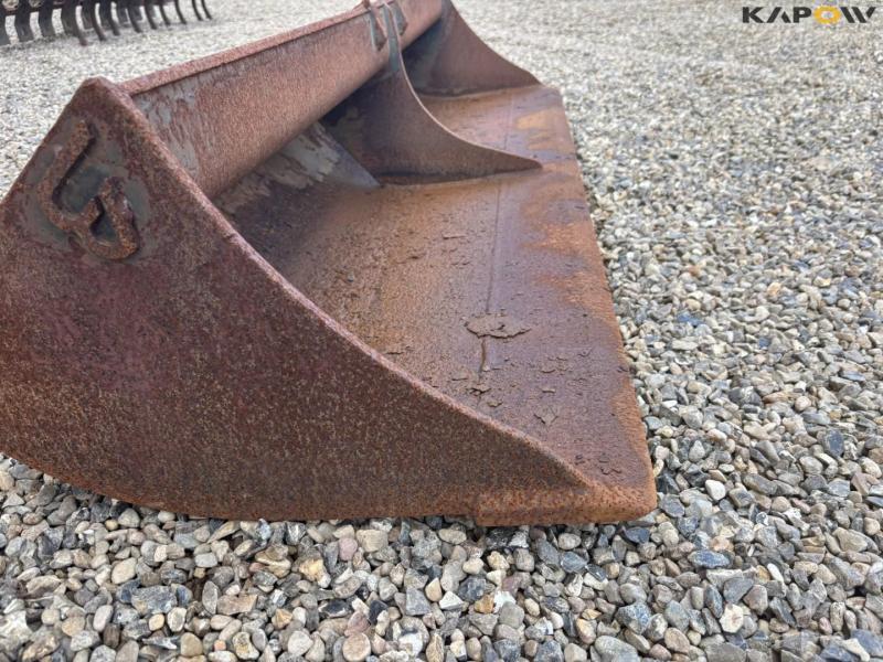 Planer bucket 180cm without a hitch 15