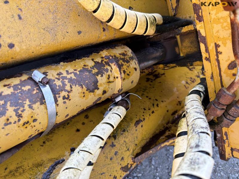 Grader bucket with Hydrema hitch 13