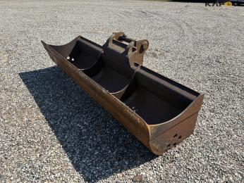 Grader bucket with shift