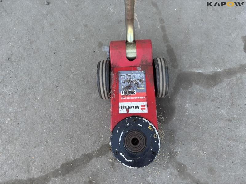 Pneumatic floor jack 30T/15T 6