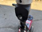Pneumatic floor jack 30T/15T 14