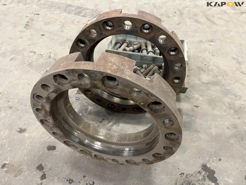 Poluzzi belts for forage harvesters and combines 32