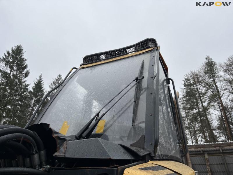 Ponsse Buffalo 8W forwarder 40