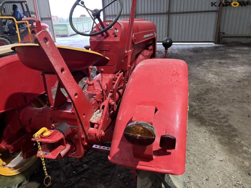 Porsche_Diesel junior tractor 27