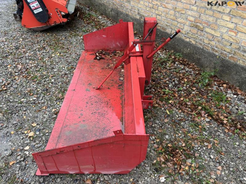 Præstbro 1400 rear tip bucket 8