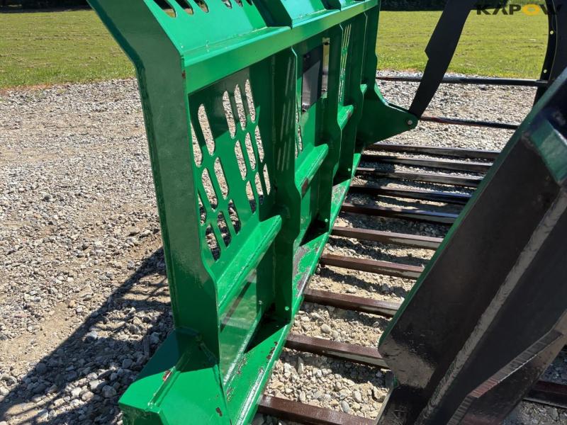 Prodig HX3000 silo grab 17