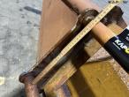 Profile bucket with Hydrema hitch 10