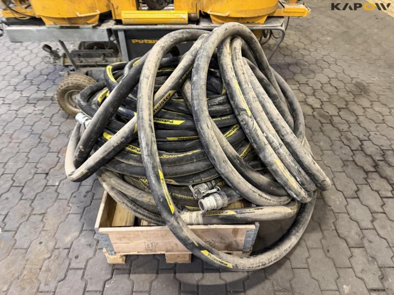 Putzmeister S5-EV pumps with forced agitator 44