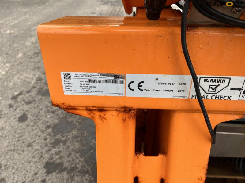 Rauch Axeo 18.1 salt spreader 10