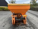 Rauch Axeo 18.1 salt spreader 2