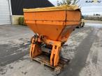 Rauch Axeo 18.1 salt spreader 1