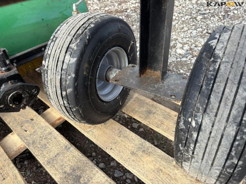 Tools for tool carrier 10