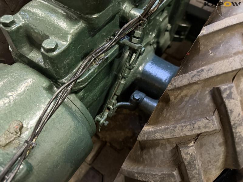 Tool carrier with platform 24