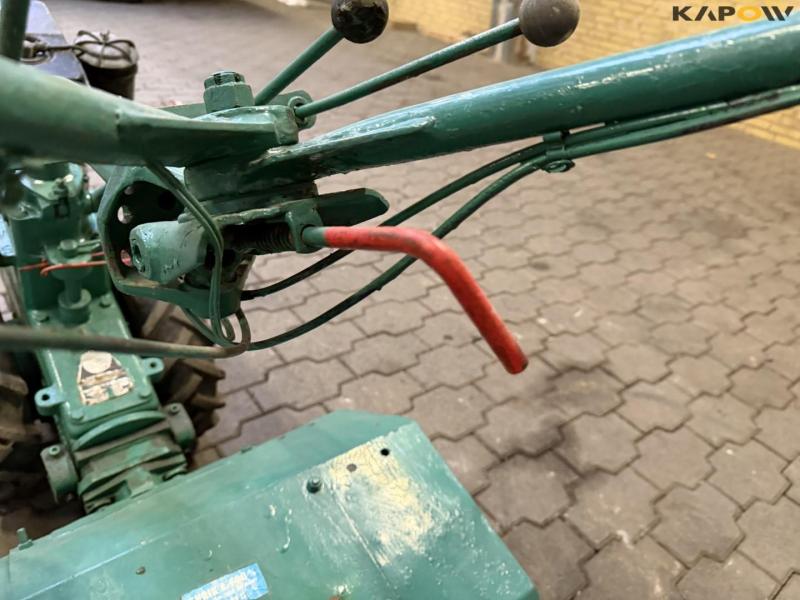 Tool carrier with milling cutter 31