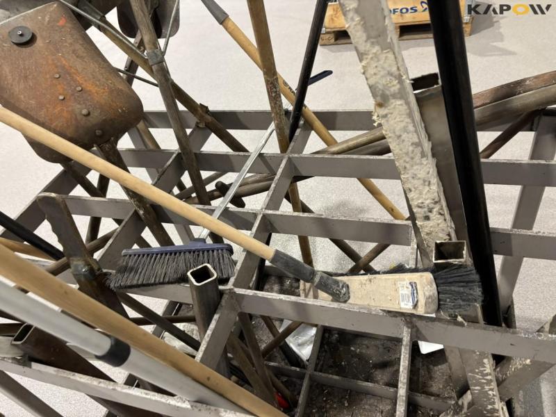 Tool holder with contents 21