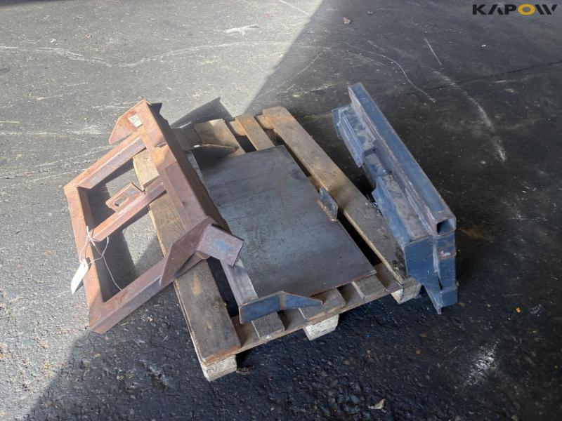 Tool frames for uniloader 6