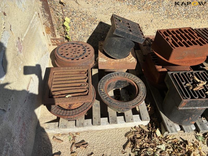 Gully drain components and flushing chambers 3