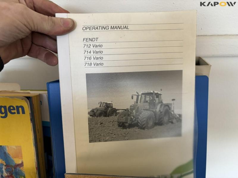 Bookshelf with instruction books 29