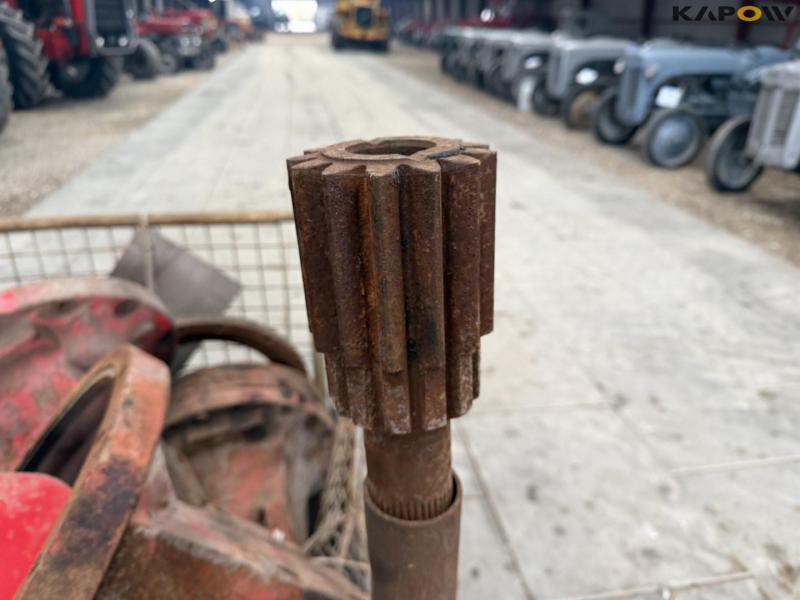 Spare parts for axles on Massey Ferguson 31