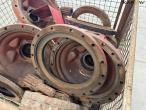 Spare parts for axles on Massey Ferguson 16