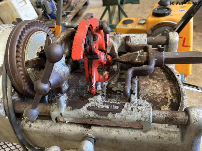 Ridgid 535 Pipe Threader 14