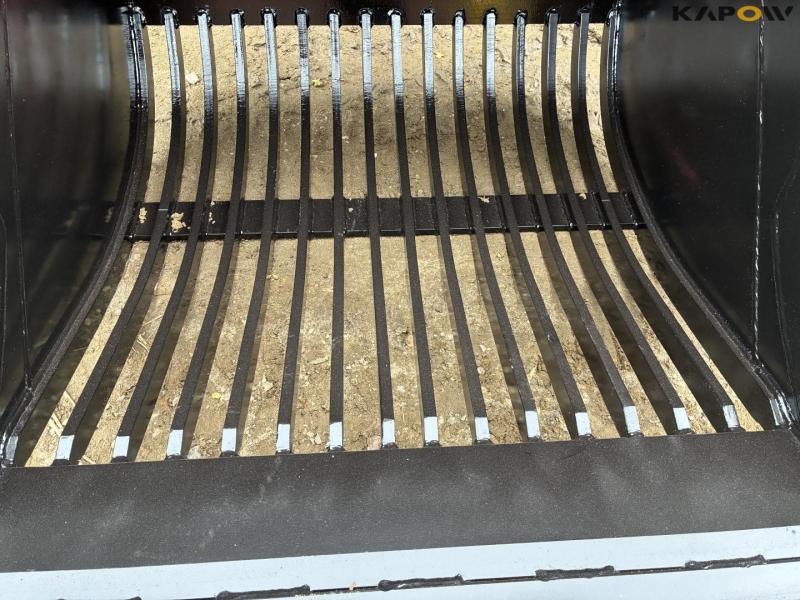 Screening bucket 125cm with S60 hitch 11