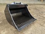 Screening bucket 125cm with S60 hitch 3