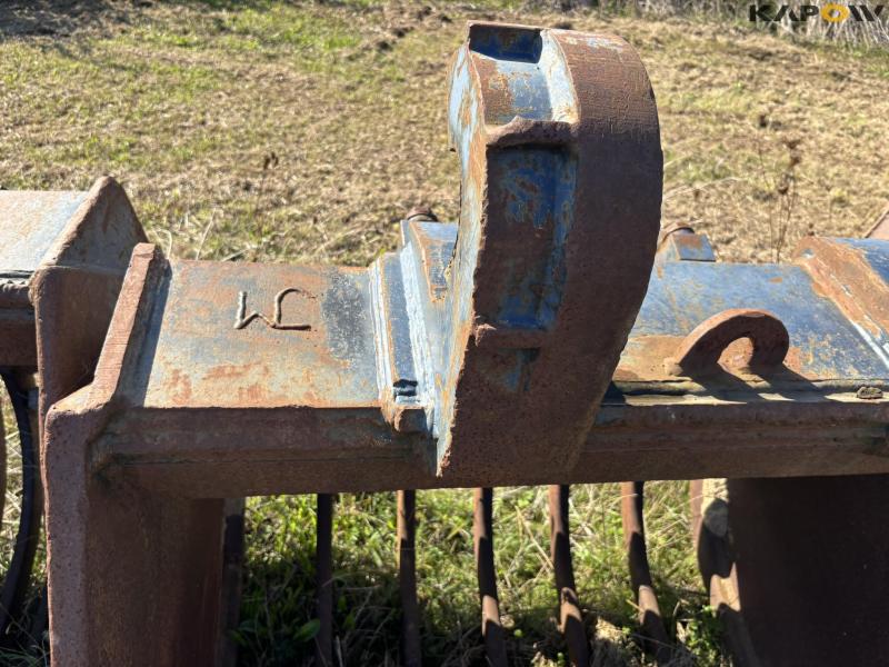 Grater shovel 130 cm 12
