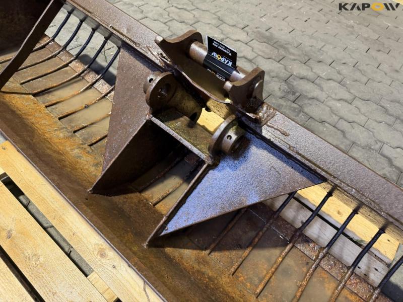 Grater shovel 10