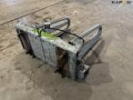 Rocon bale tongs with Euro hitch 5