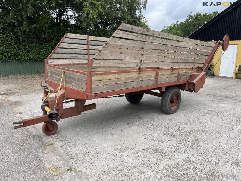 Roland U36 dump truck with grass sides 1