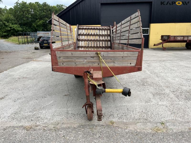 Roland U36 dump truck with grass sides 2