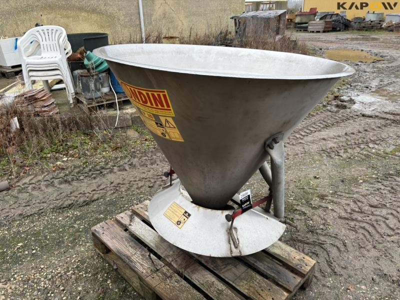 Rondini SP 500 salt spreader galvanized 5