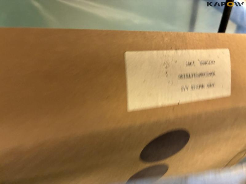 Window glass for machines 33