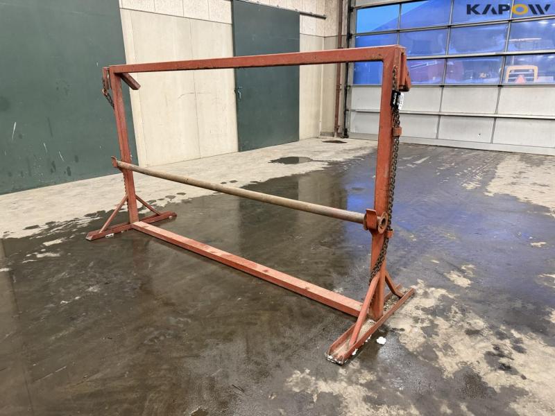 Rulle holder - Kapow Online Auctions