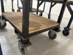 Rolling tables 25