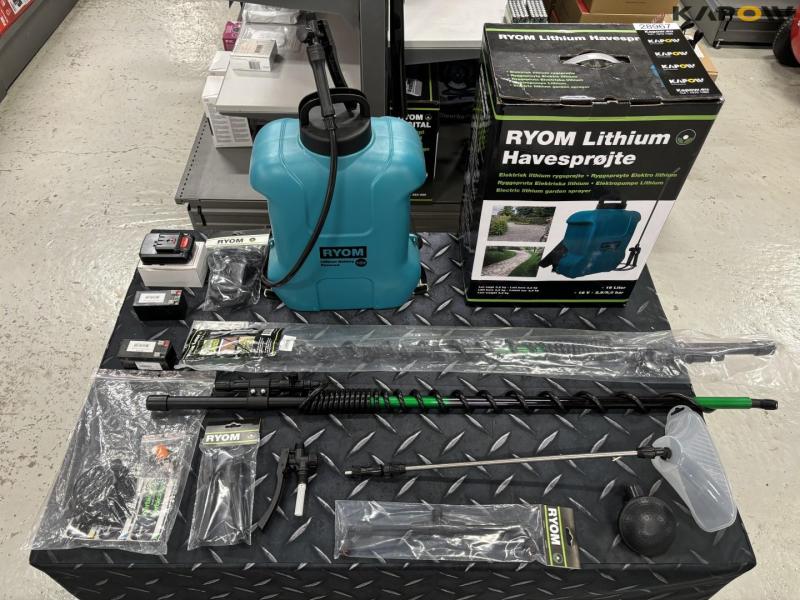 Ryom lithium havesprøjte og tilbehør - Kapow Online Auctions