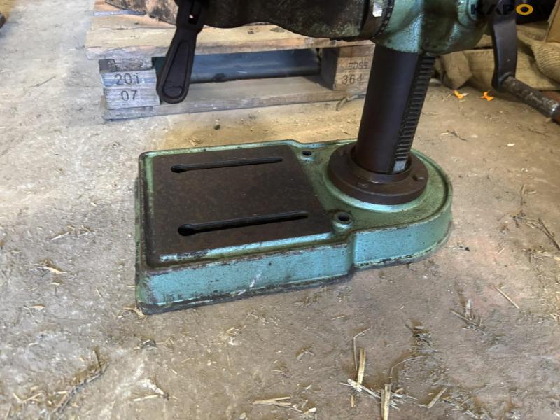 Samson 14S pillar drill 6