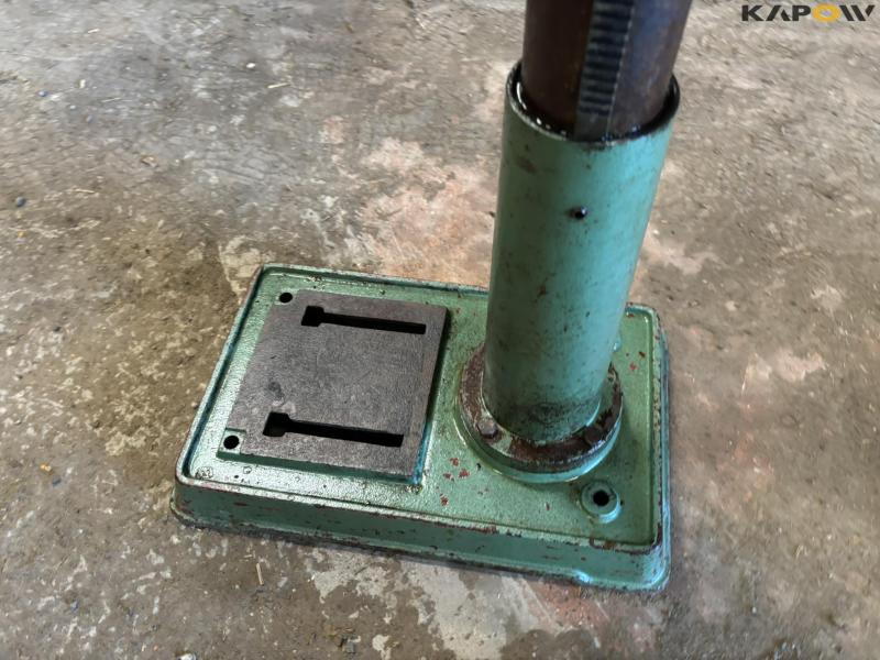 Samson DPFC-17-12 pillar drill 12