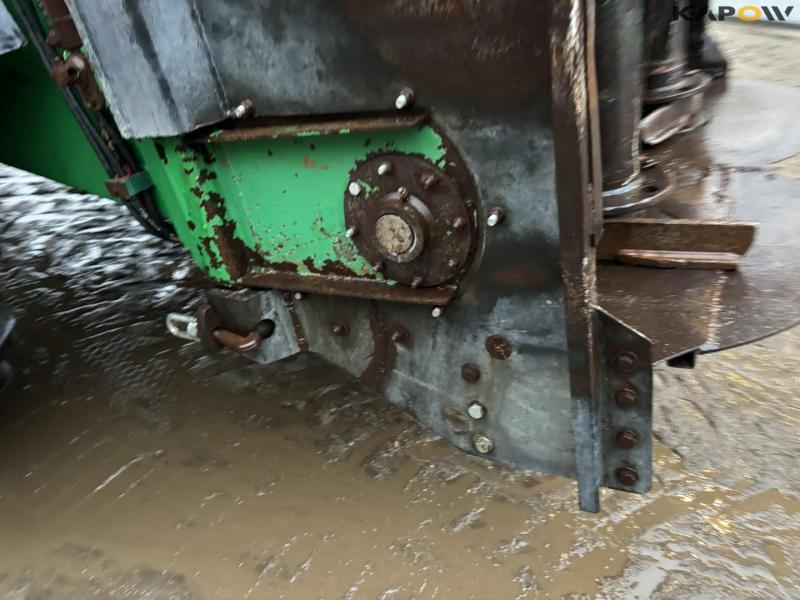 Samson Flex 16 fertilizer spreader 27