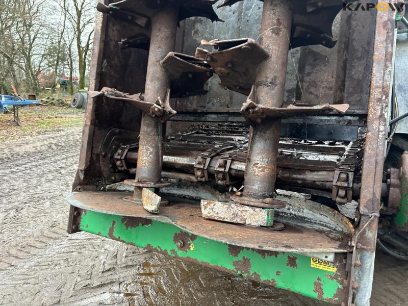 Samson Flex 16 fertilizer spreader 25