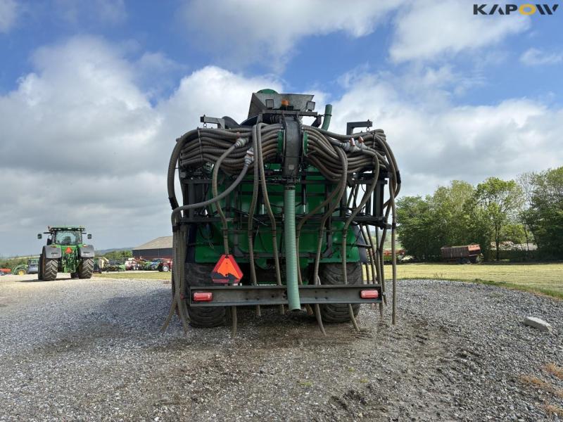 Samson PG 25 slurry tanker with 24 meter boom 7