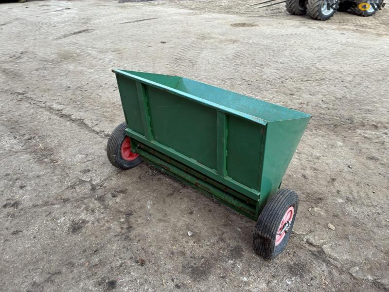 Sand spreader 2