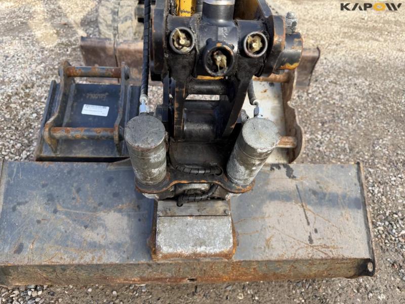 Sany SY18C mini excavator 16