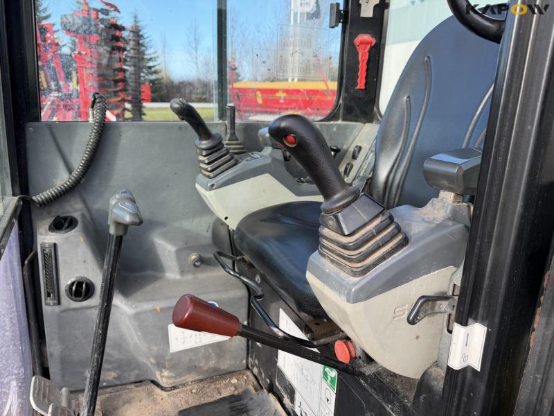 Sany SY18C mini excavator 29