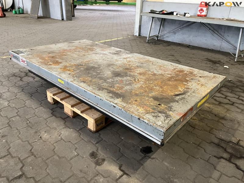 Scissor lift 3000kg 7