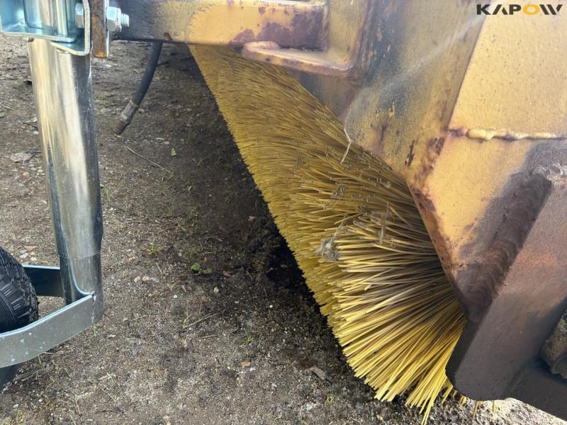 Scantruck hydraulic broom for Hydrema front hitch 15