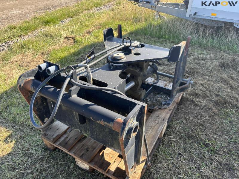 Scantruck MTH 180L swivel joint 7